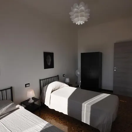 Perdianahouse Waterfront Apartamento Génova