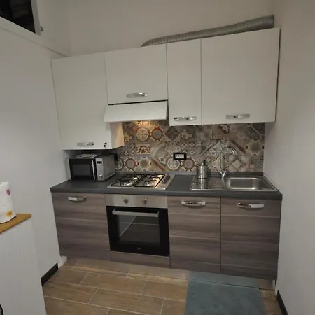 Perdianahouse Waterfront Apartman *